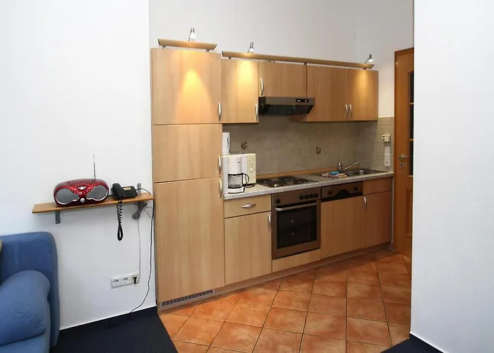 In Mit Einem Gemeinsamen Pool * Tanne